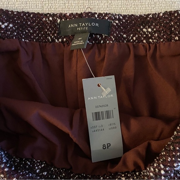 NWT Ann Taylor Purple Pencil Skirt Sz. 8P - Picture 2 of 6